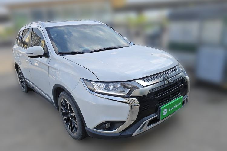 Used Mitsubishi Outlander 2021 2.0L Two-Wheel Drive Comfort Edition 5 Seats