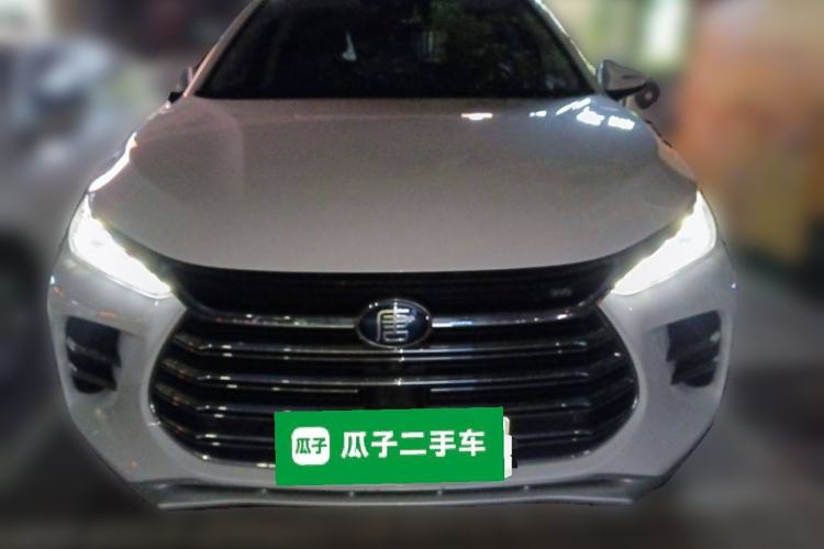 Used BYD Tang New Energy 2018 DM 2.0T All-Wheel Drive Smart Connectivity Luxury Model 7 Seats China V Emission Standard