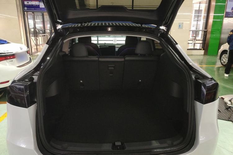 Used Tesla Model Y 2022 Rear-Wheel-Drive Version
