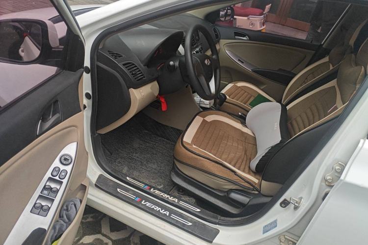 Used Hyundai Verna (older generation) 2016 1.4L Automatic Smart GLS