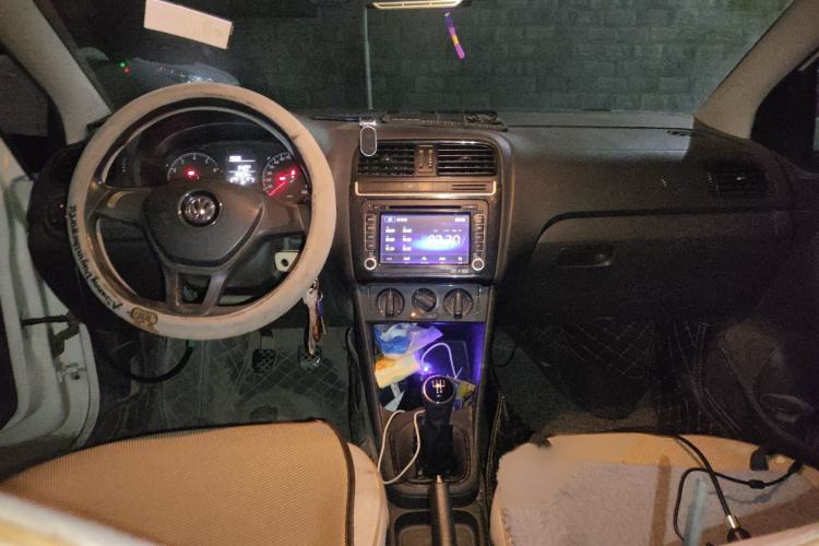 Used Volkswagen Polo 2014 1.4L Manual Fashion Edition