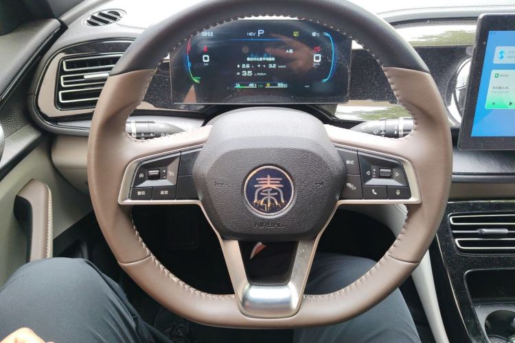 Used BYD Qin PLUS 2024 HONOR Edition DM-i 55KM Leading Model Steering Wheel