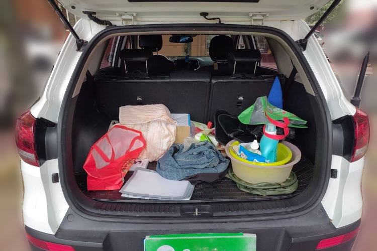 Used Kia KX3 2015 1.6L Automatic Two-Wheel Drive DLX Trunk