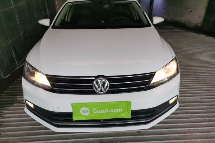 Used Volkswagen Sagitar 2018 1.6L Automatic Comfort Model Front