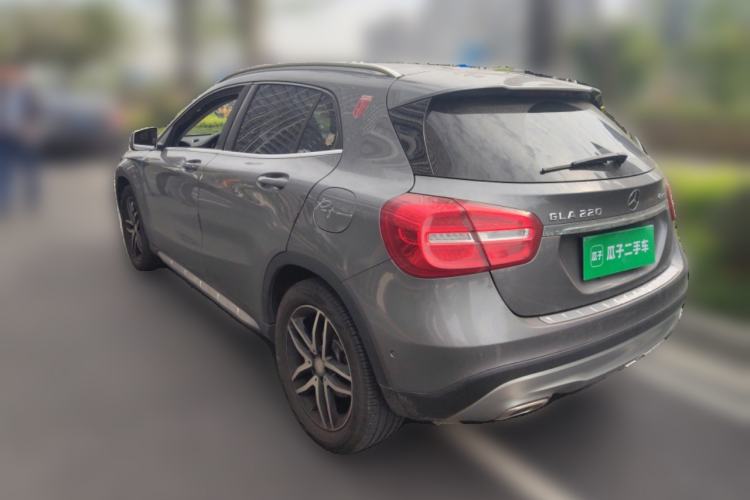 Used Mercedes-Benz GLA 2015 GLA 220 4MATIC Fashion Model Rear Left 45 Deg