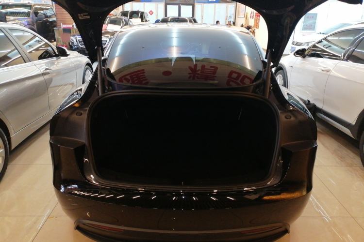 Used Tesla Model 3 2025 Rear-Wheel-Drive Version