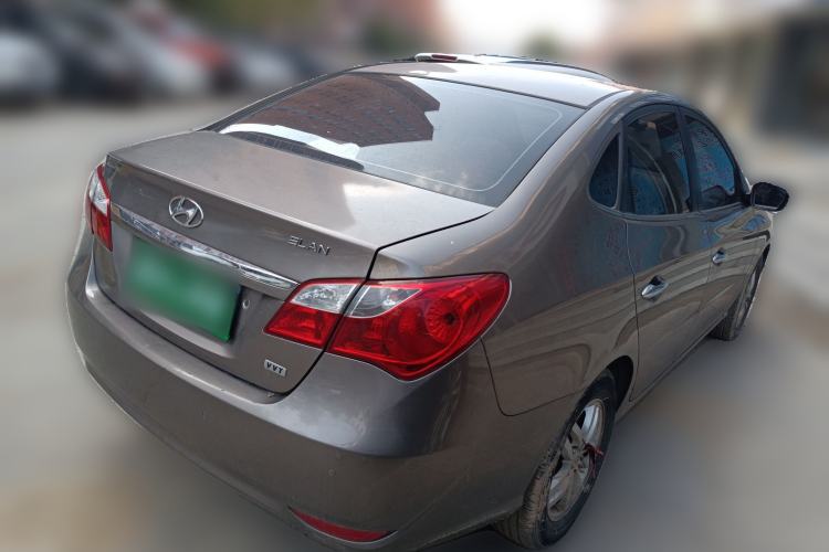 Used Hyundai Celesta 2011 1.6L Automatic Luxury Version
