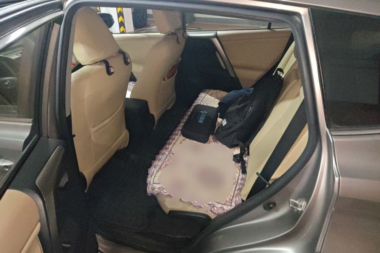 Used Toyota RAV4 2013 2.0L CVT Two-Wheel Drive Urban Edition