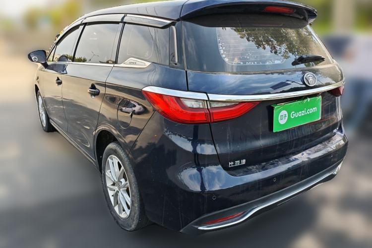 Used BYD Song MAX 2019 1.5T Manual Smart Connect Ruiyi Sunroof Model 7 Seats China VI Standard
