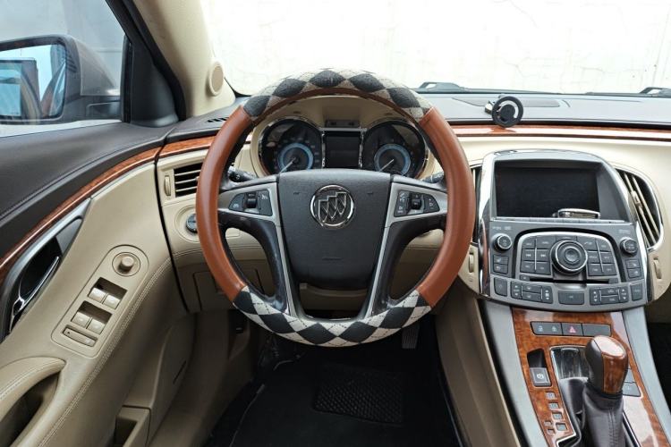 Used Buick LaCrosse 2012 2.4L SIDI Luxury Edition
