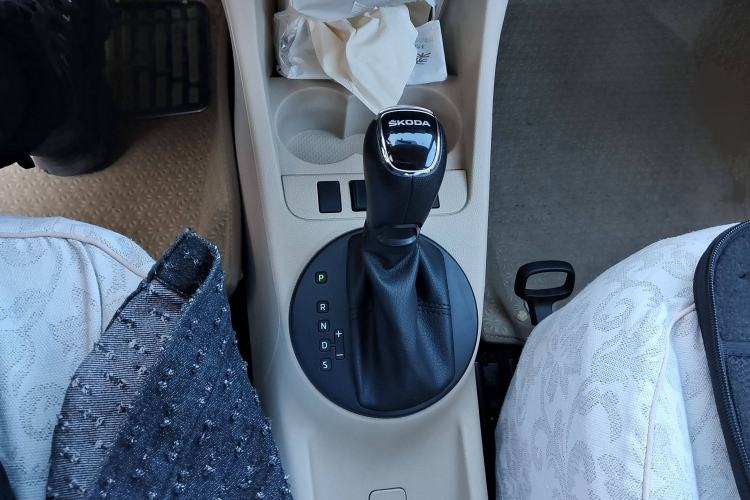 Used Skoda Fabia 2014 1.4L Automatic Crystal Edition