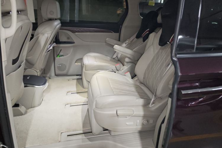 Used Buick GL8 2017 28T Avenir Avia National Emission Standard V
