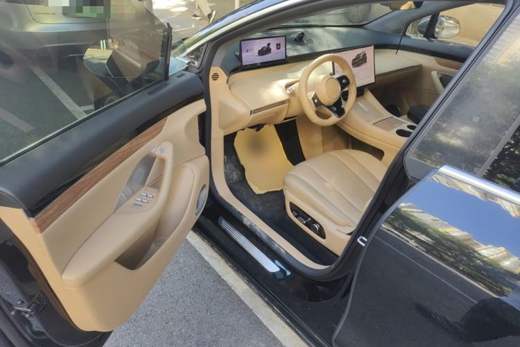 Used Hima Luxeed R7 2024 All-Electric 736 km Ultra