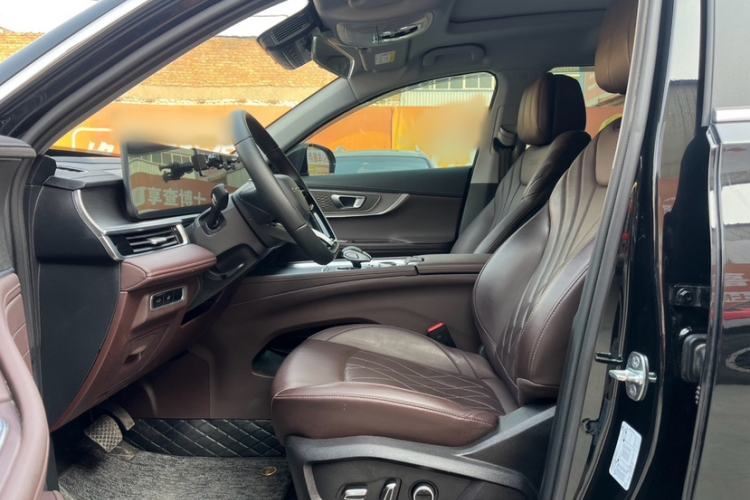 Used Chery Tiggo 8 PRO 2025 390T Two-Wheel Drive Prestige Version I Interior 1