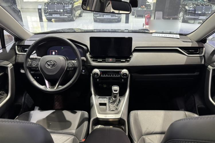 Used Toyota Wildlander 2023 2.0L CVT Two-Wheel Drive Luxury PLUS Edition
