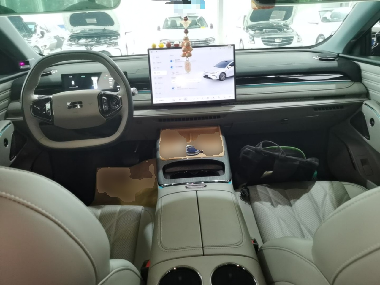 Geely Galaxy 8 2026 Model 225km EM-i Long-Range Ocean Edition — снимка 12