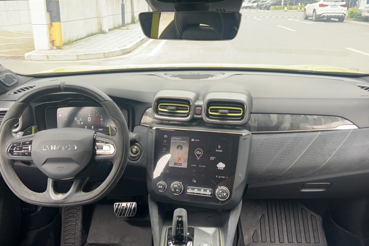 Used Lynk & Co 03 2019 03+ 2.0TD Automatic Wind-Chasing Edition Interior 3