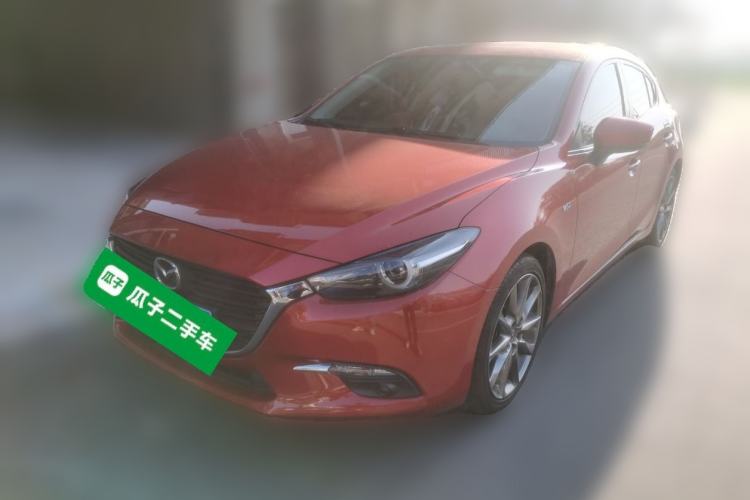 Used Mazda 3 Axela 2017 Hatchback 2.0L Automatic Luxury Model Emission Standard China V