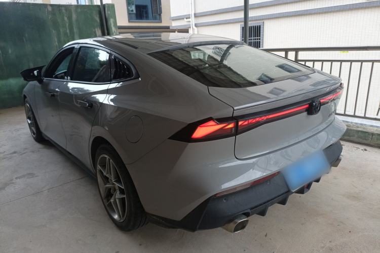 Used CHANGAN UNI-V 2022 1.5T Prestige Version Rear Left 45 Deg