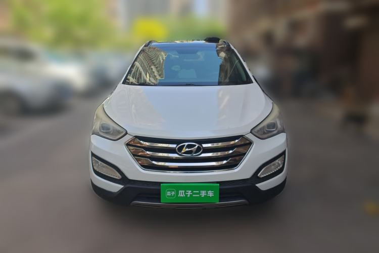 Used Hyundai Santa Fe 2013 2.4L Automatic Two-Wheel Drive Smart Version
