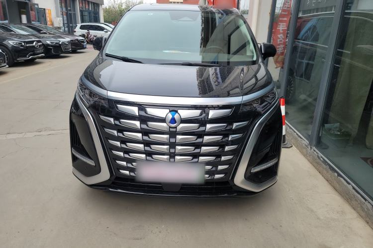 Used Denza D9 2022 DM-i 970 Four-Wheel Drive Flagship Model
