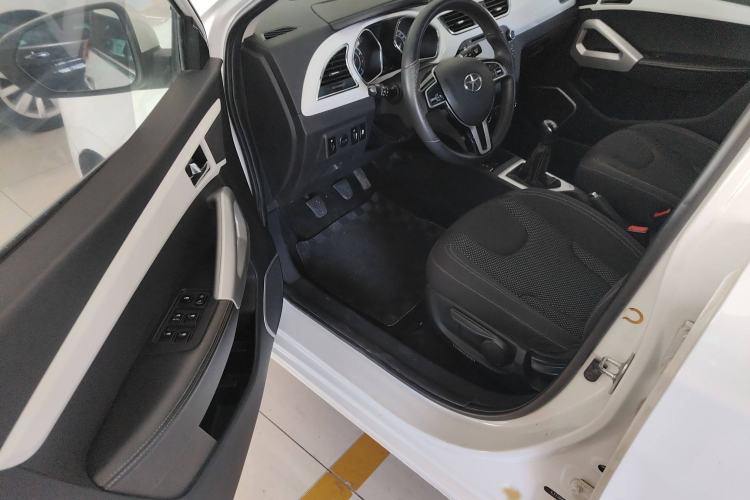 Used JAC Refine S2 2015 1.5L Manual Luxury Model