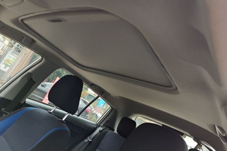 Used Toyota YARiS L Zhi Xuan 2016 Revised Version 1.5G CVT with Dynamic Sunroof Headliner