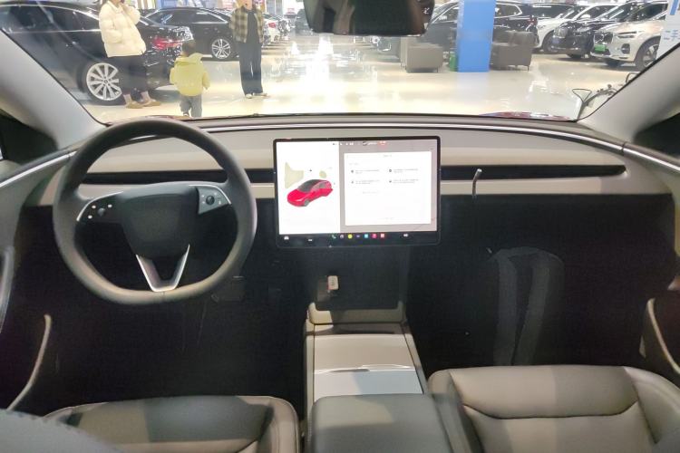 Used Tesla Model 3 2023 Rear-Wheel-Drive Version
