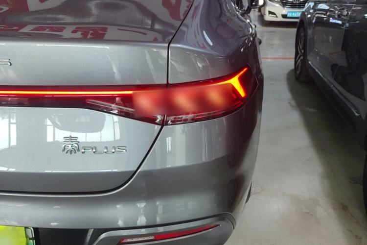 Used BYD Qin PLUS 2024 HONOR Edition DM-i 55KM Leading Model