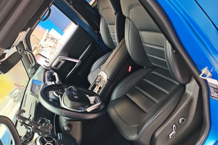 Used BAIC Off-Road BJ40 2021 2.0D Automatic Four-Wheel Drive Blade Hero Edition Adventurer Type Left Front Seat