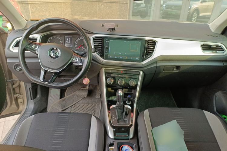 Used Volkswagen T-ROC 2018 280TSI DSG Two-Wheel Drive Advanced Version China V Emission Standard