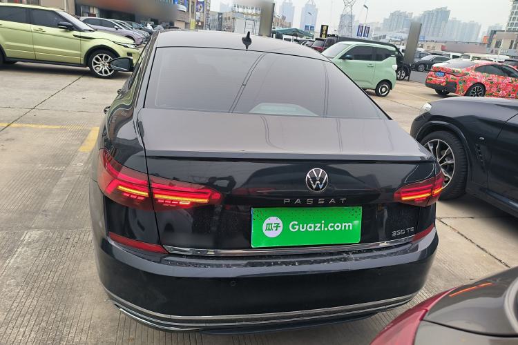 Used Volkswagen Passat 2020 Revised Version 330TSI Luxury Edition China VI Standard