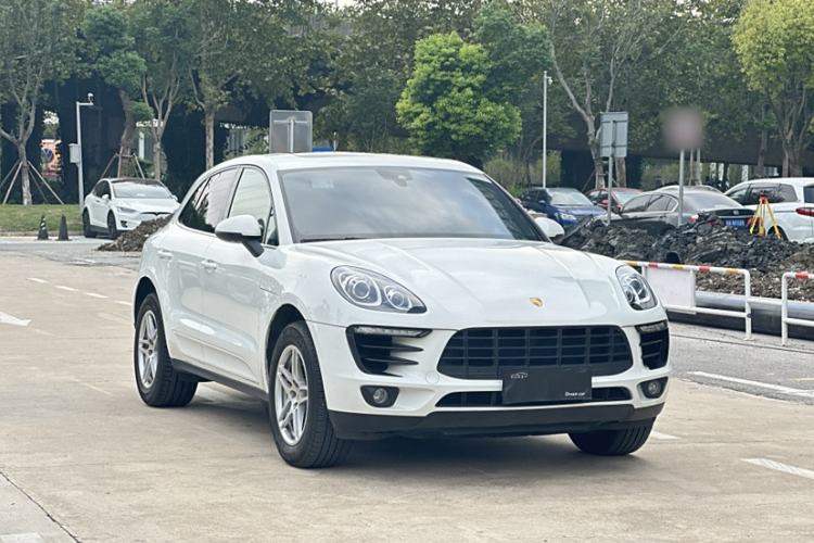 Used Porsche Macan 2017 Macan 2.0T
