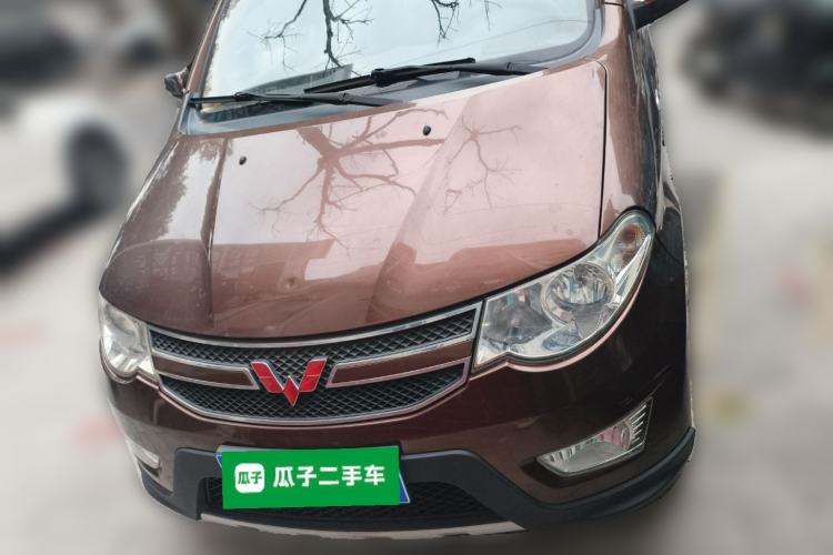 Used Wuling Hongguang 2014 1.5L S Comfort Model
