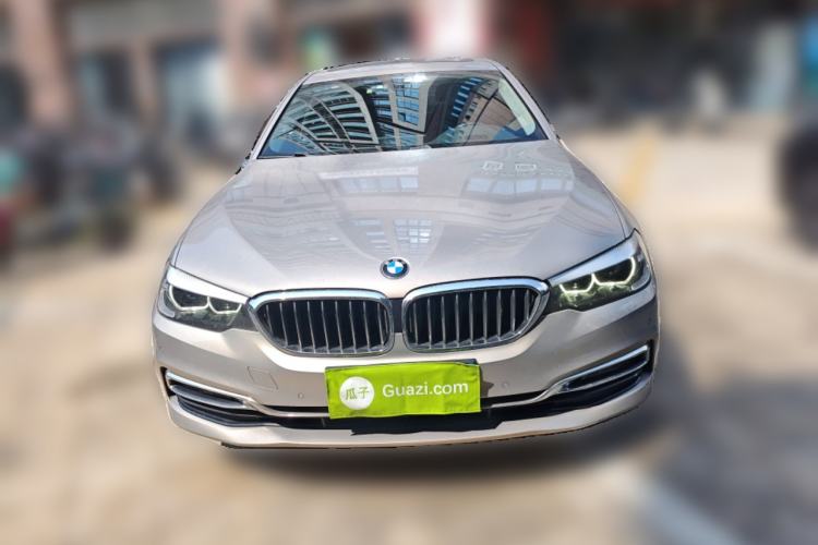 Used BMW 5 Series 2018 525Li Luxury Package
