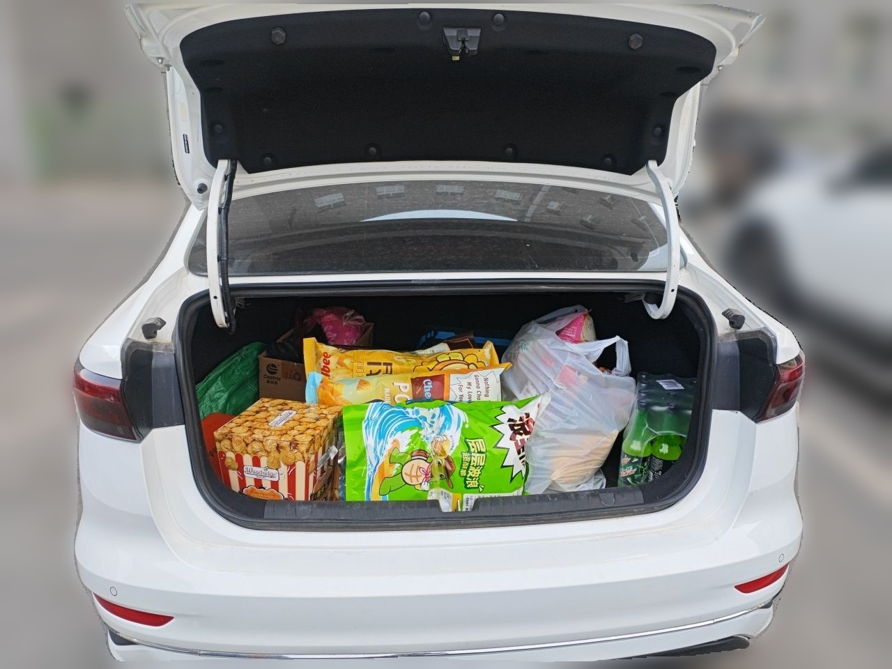 Geely Auto Emgrand 2022 4th Generation 1.5L CVT Luxury Model - Premium — снимка 19