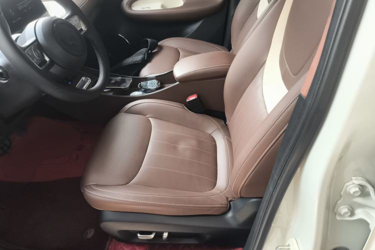 Used Wuling Bingo 2023 410 km Lingxi Deluxe Edition Left Front Seat