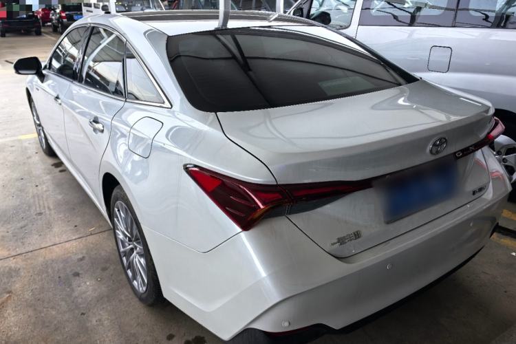 Used Toyota Avalon 2024 Dual-Motor 2.0L Luxury Edition