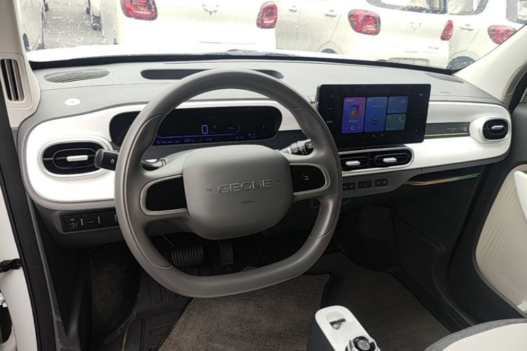 Used Geely Galaxy Panda 2025 210 km – Yuanqi Bear
