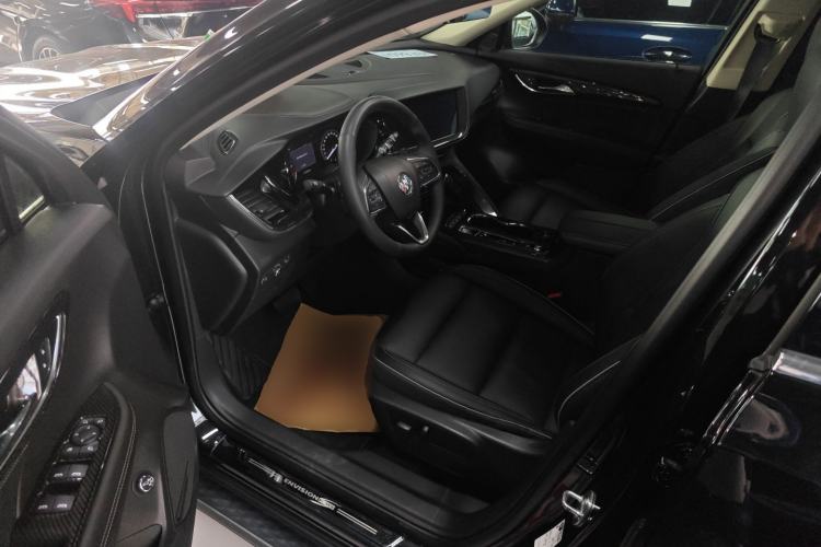 Used Buick Envision 2021 Encore Plus 652T Five-Seat All-Wheel-Drive Luxury Model
