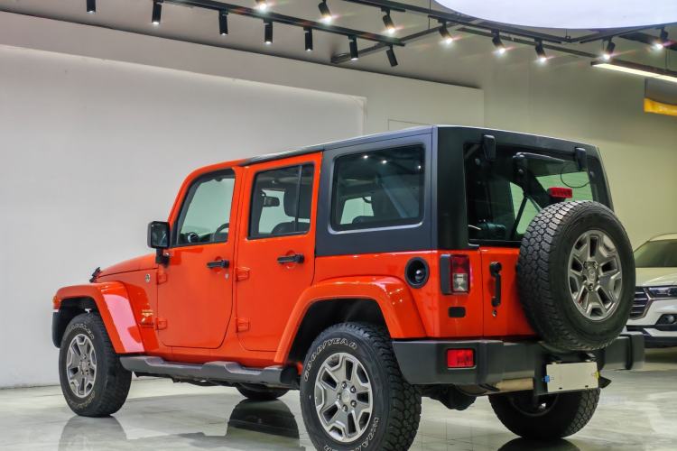 Used Jeep Wrangler 2015 3.0L Sahara Four-Door Edition