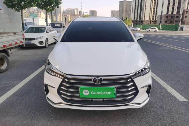 Used BYD Song MAX New Energy 2022 DM-i 105KM Prestige Model
