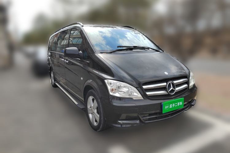 Used Mercedes-Benz Vito 2013 3.0L Elite Edition Front Right 45 Deg