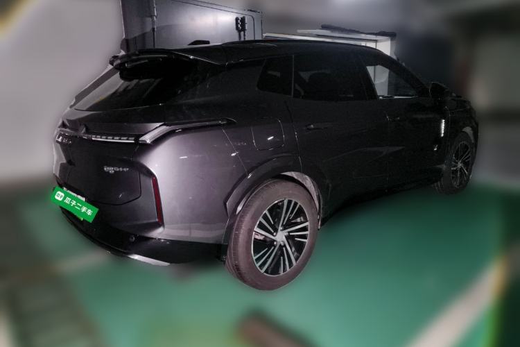 Used Lynk & Co 08 EM-P 2025 120km Long-Range Pro
