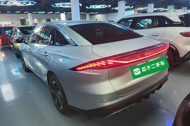 Used Geely Galaxy L6 2025 EM-i 140km Starship Edition
