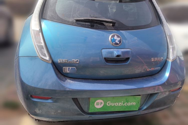 Used Venucia Leaf 2014 Navigation Version 6.6 KW