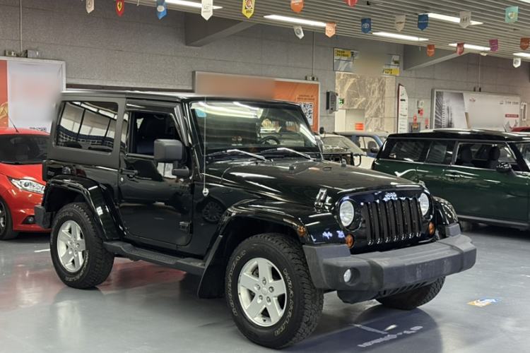Used Jeep Wrangler 2012 3.6L Sahara two-door version
