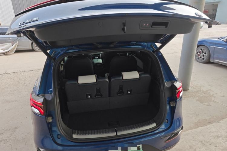 Used BYD Tang New Energy 2022 EV 635 km All-Wheel-Drive Flagship Model
