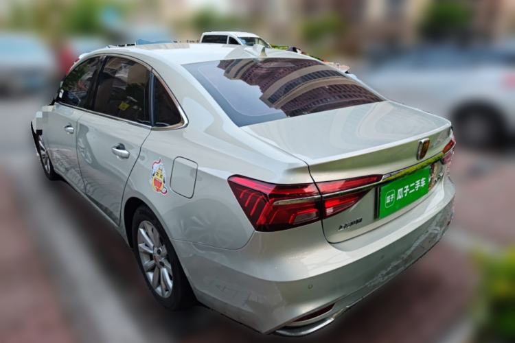 Used Roewe i6 New Energy 2017 45T Hybrid Connect & Smart Enjoyment Edition Exterior 3