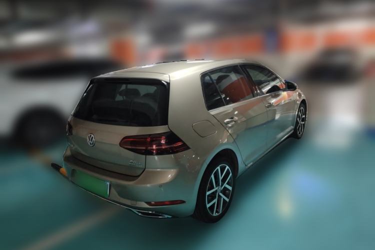 Used Volkswagen Golf 2018 230TSI Automatic Luxury Version